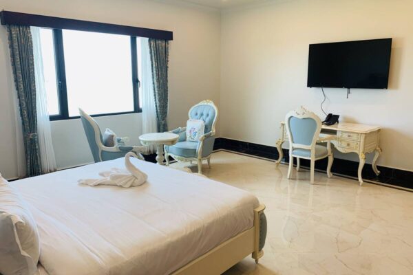 room-junior-suite-1 room-junior-suite-1